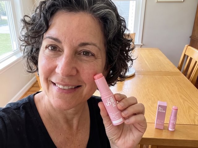 Andrea, 58